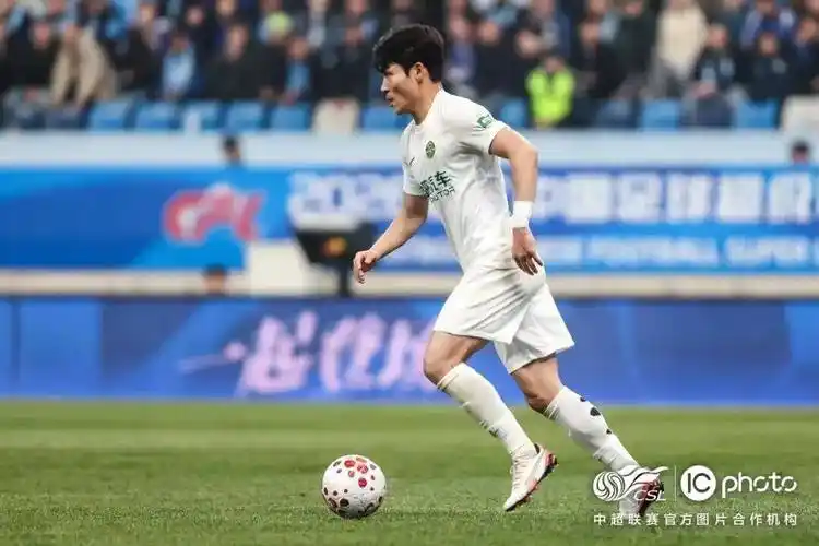 国产无套内射普通话对白毁掉一段关系最快的方式：走得太近 